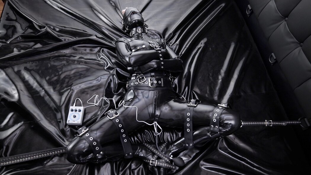 Straitjacket Bondage