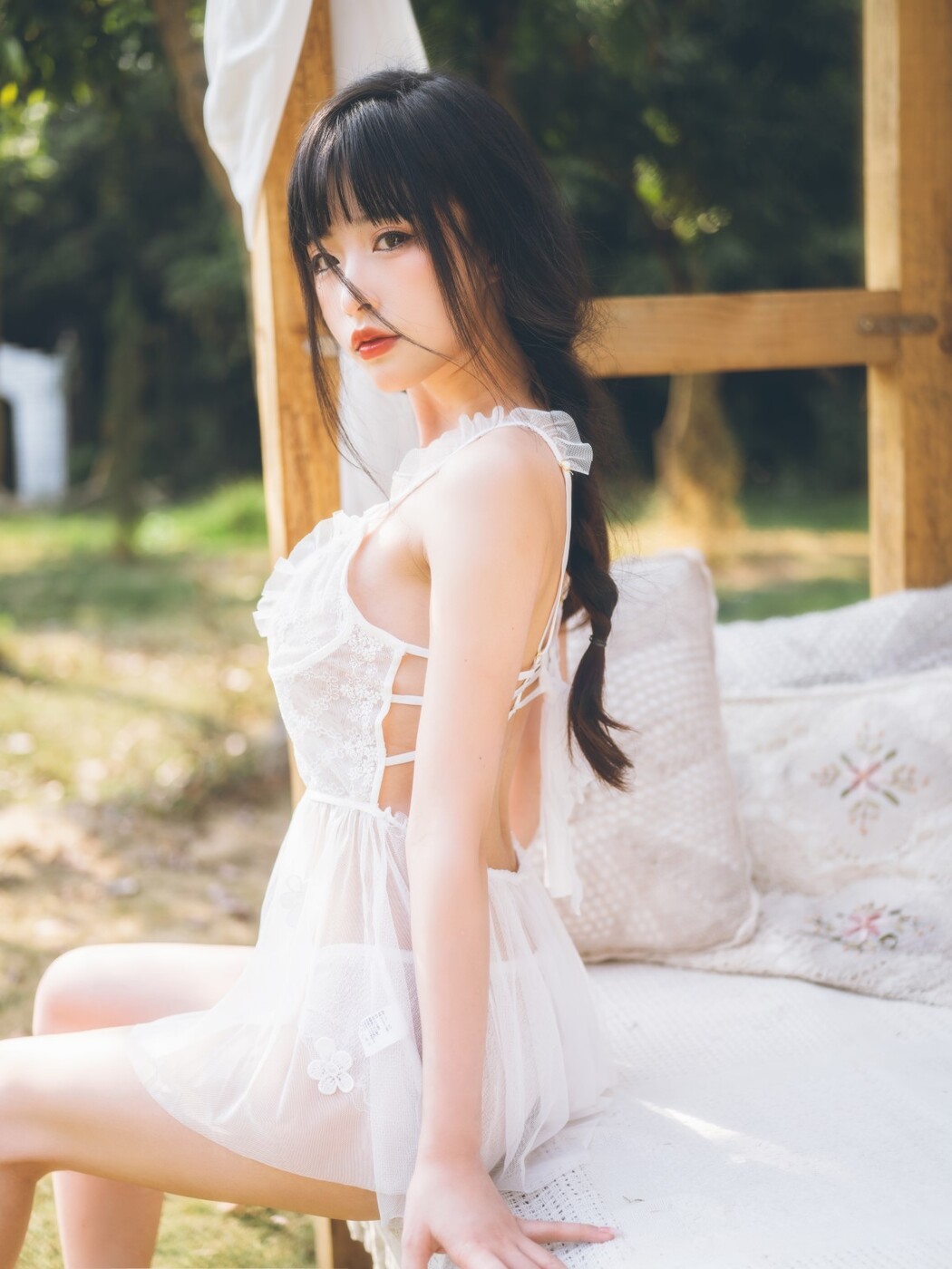 YiTuYu艺图语 Vol.1540 Qing Shui You Nai