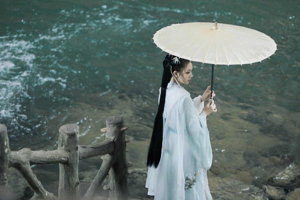 YiTuYu艺图语 Vol.1483 Zhi Zhi Qi