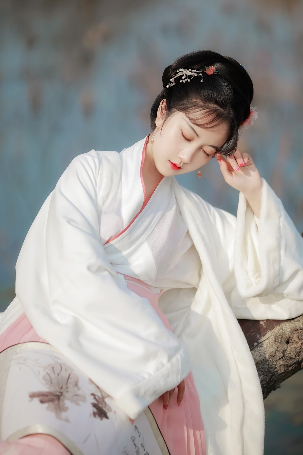 YiTuYu艺图语 Vol.1503 Ling Hua Yu