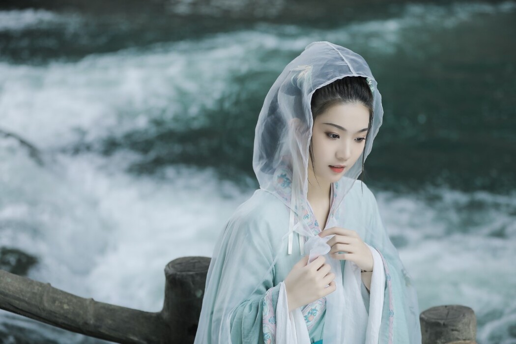 YiTuYu艺图语 Vol.1483 Zhi Zhi Qi