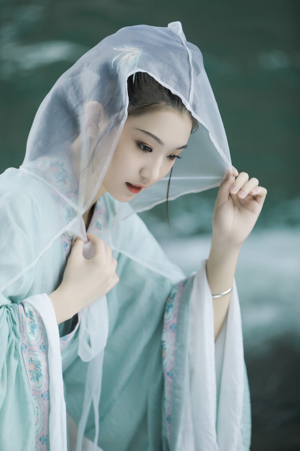YiTuYu艺图语 Vol.1483 Zhi Zhi Qi