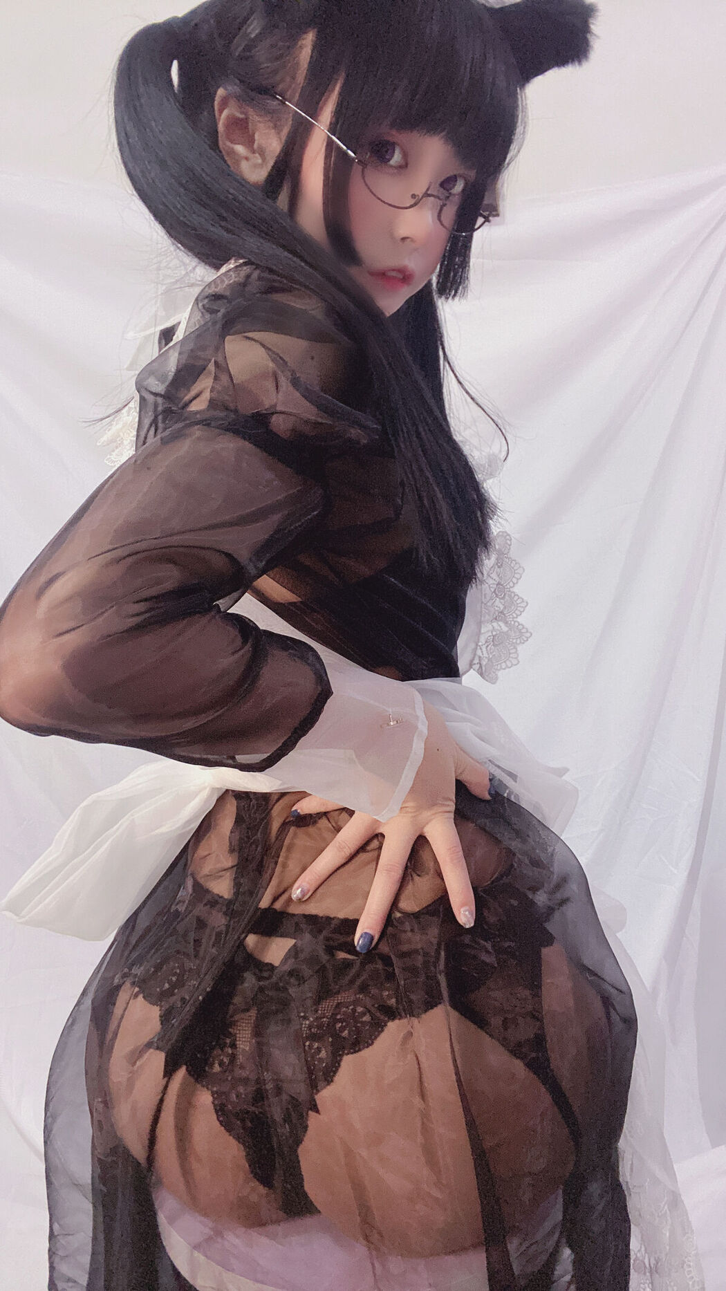Coser@佳佳好难啊 – 透明女仆