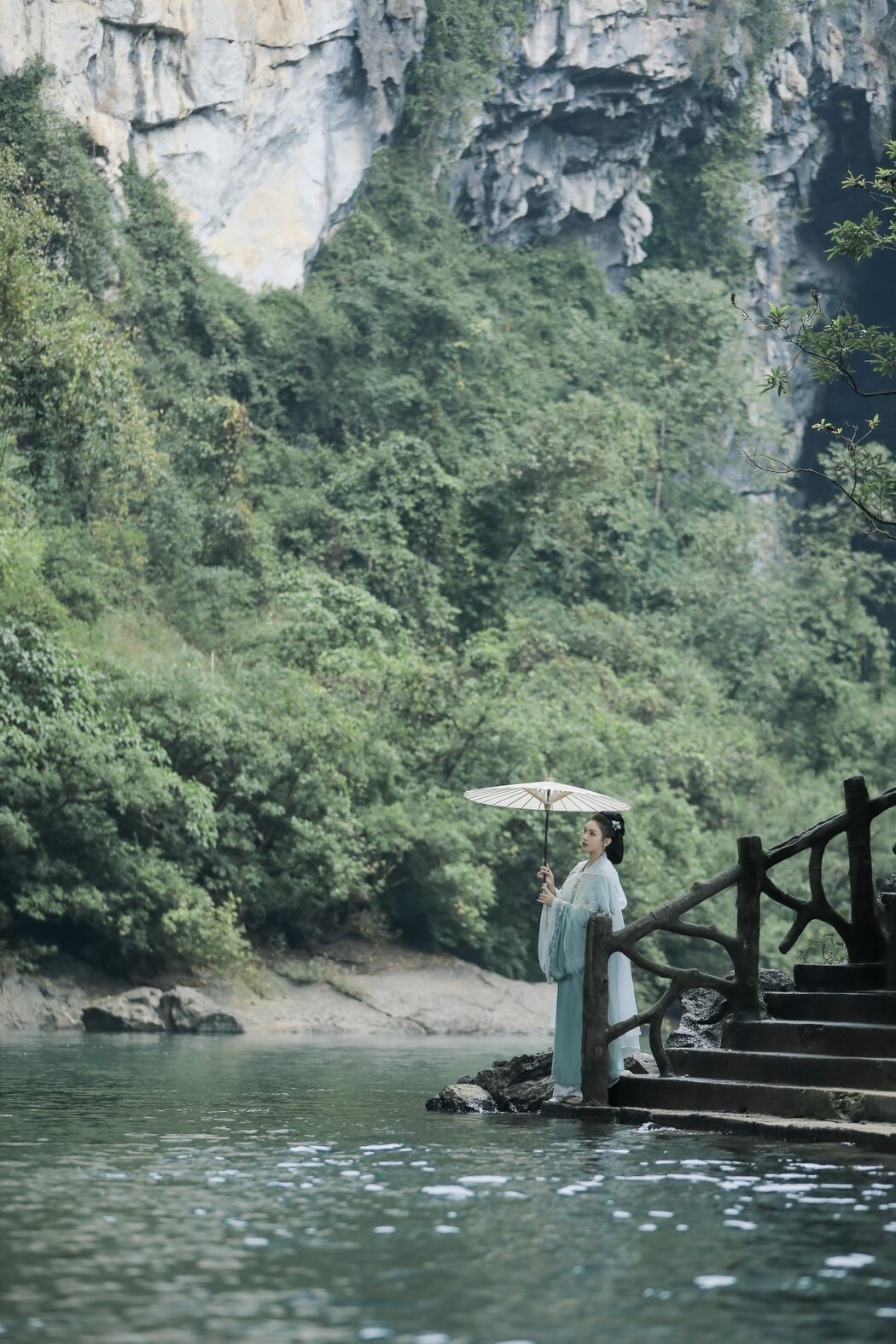 YiTuYu艺图语 Vol.1483 Zhi Zhi Qi