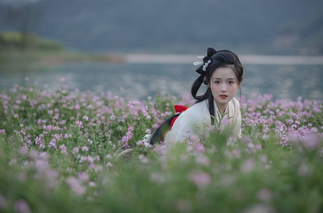 YiTuYu艺图语 Vol.1524 Zhi Chun He