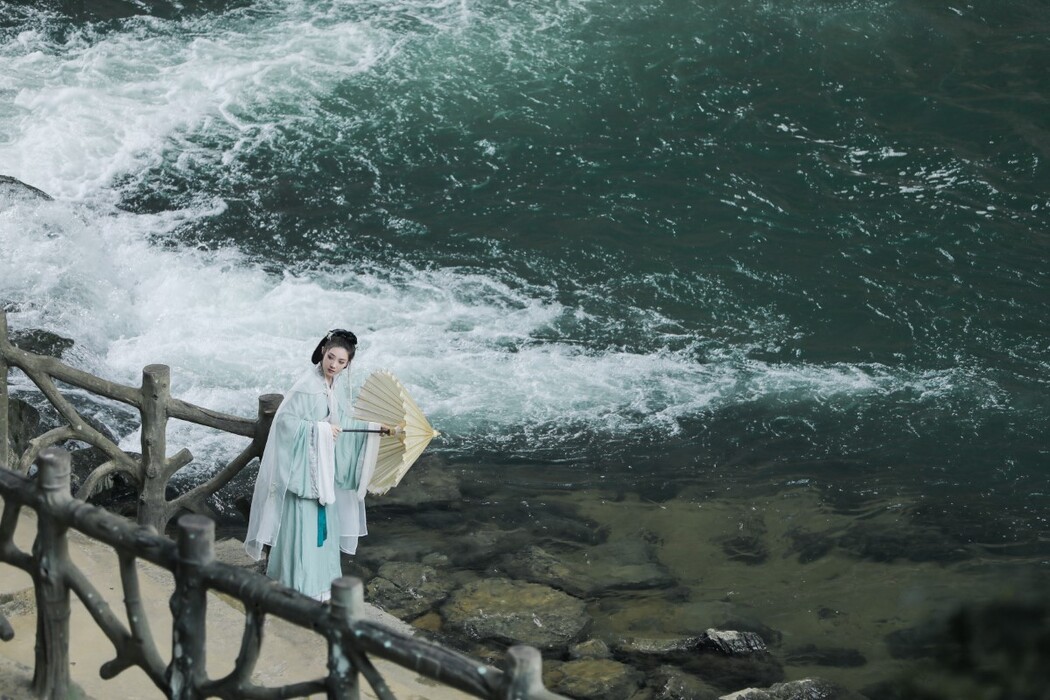 YiTuYu艺图语 Vol.1483 Zhi Zhi Qi