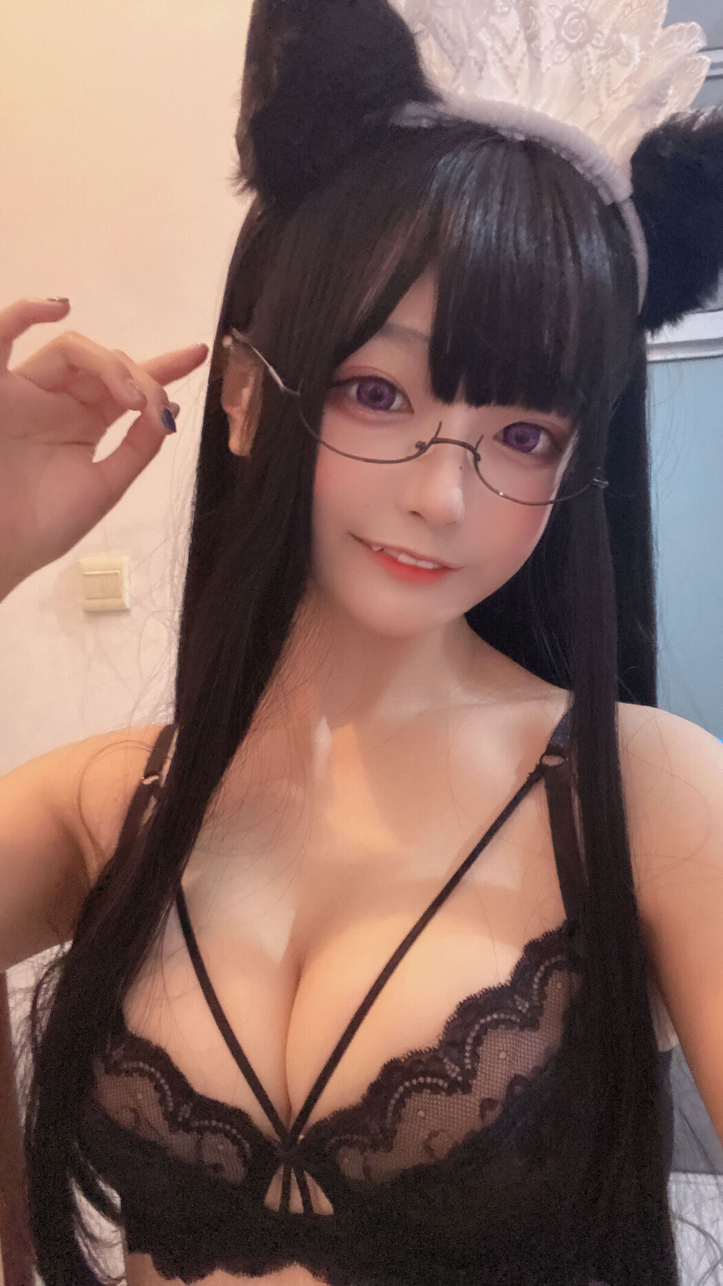 Coser@佳佳好难啊 – 透明女仆