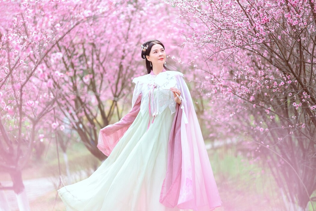 YiTuYu艺图语 Vol.1530 Lian