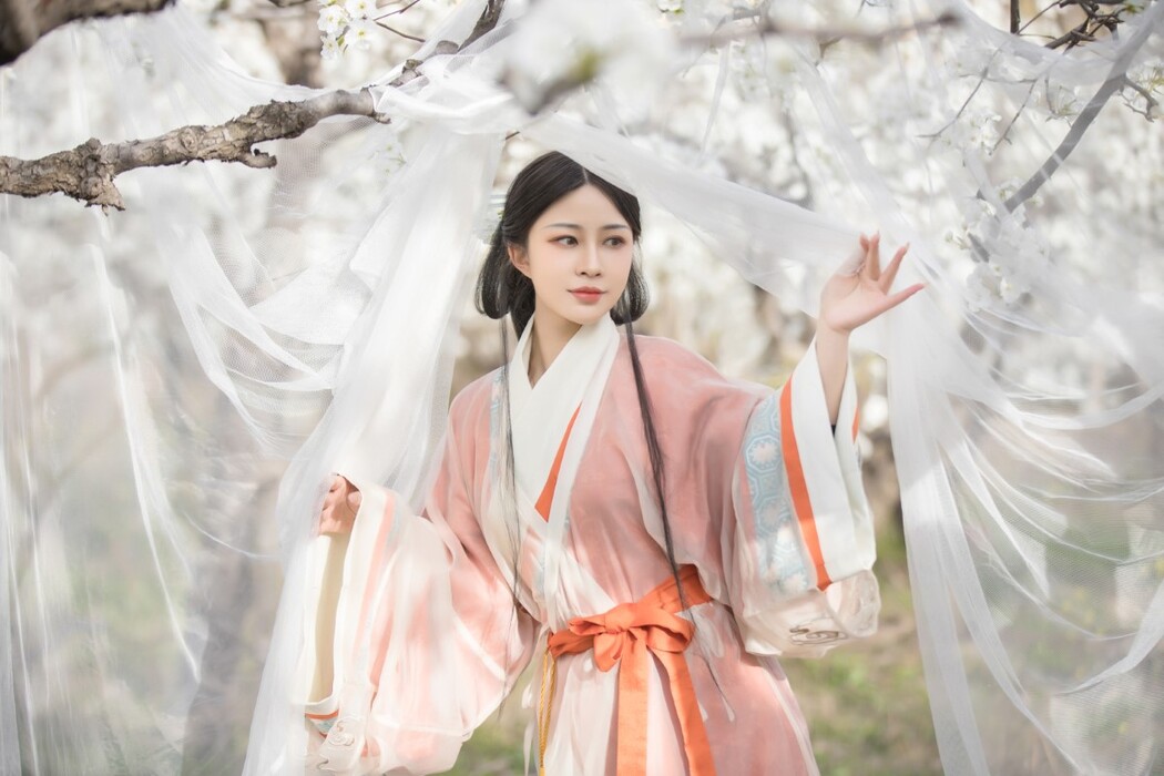 YiTuYu艺图语 Vol.1542 Lu Ge