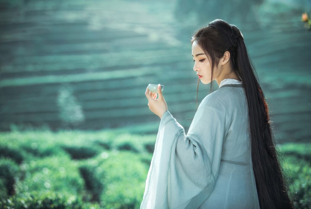 YiTuYu艺图语 Vol.1472 Yi Ge Bai Lu