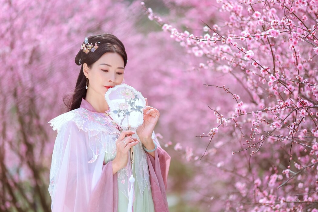YiTuYu艺图语 Vol.1530 Lian