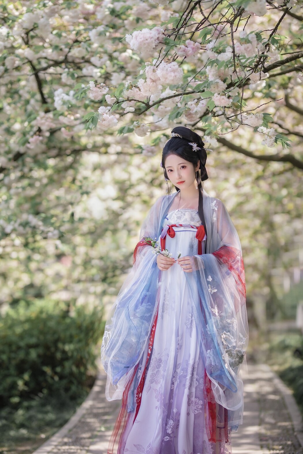 YiTuYu艺图语 Vol.1544 Xiao Wen Nuan Xiang Yao Ge Da Tai Yang