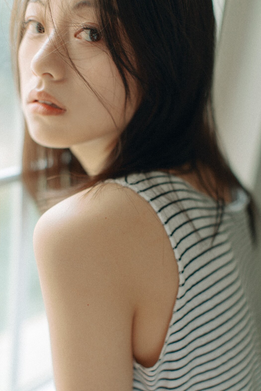 YiTuYu艺图语 Vol.1537 Jiu Yue