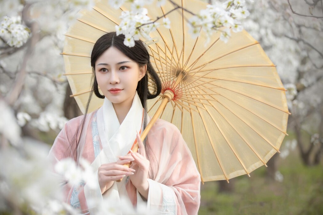 YiTuYu艺图语 Vol.1542 Lu Ge