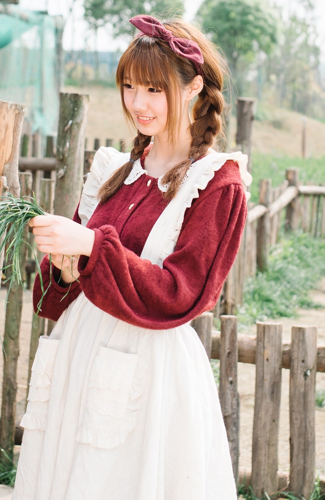 YiTuYu艺图语 Vol.1502 Yu He