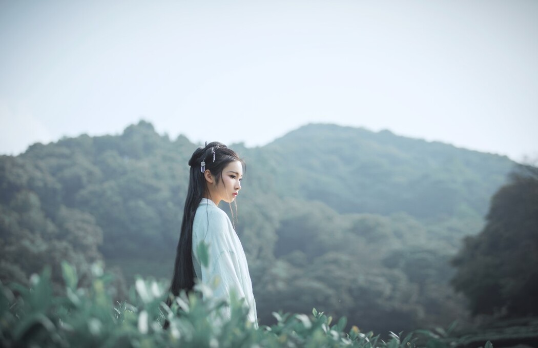 YiTuYu艺图语 Vol.1472 Yi Ge Bai Lu