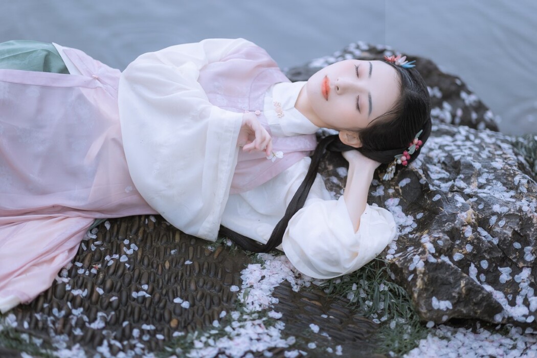 YiTuYu艺图语 Vol.1470 Mou Xiao Yao