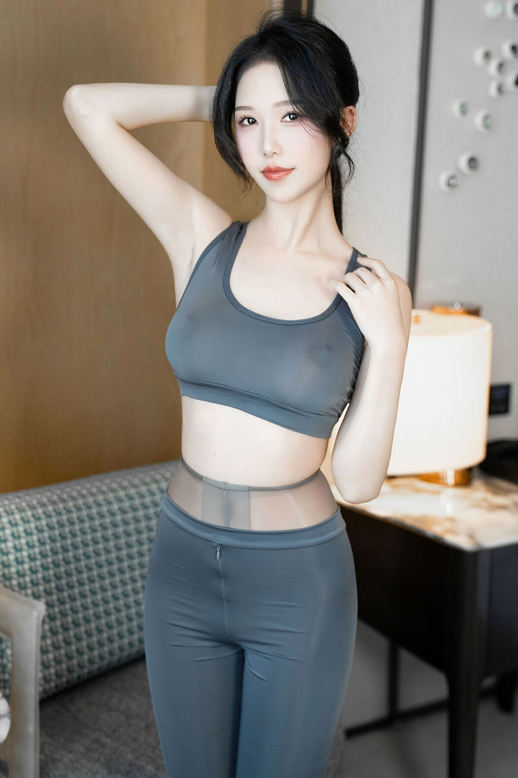 Coser@抖娘-利世 灰色瑜伽服 Part1 Cover Photo