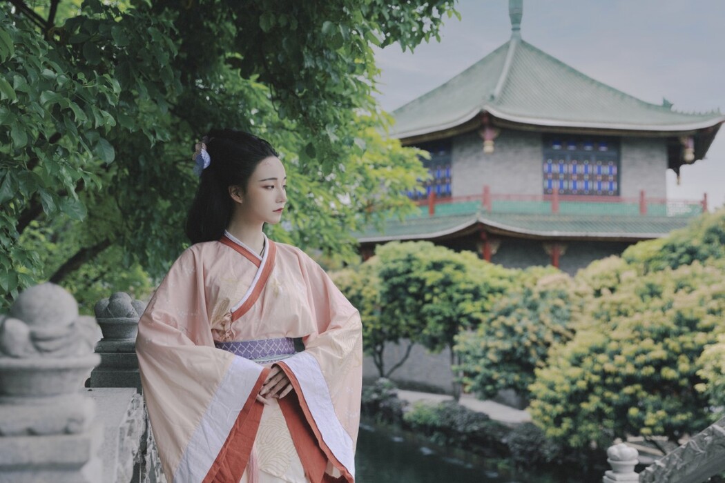 YiTuYu艺图语 Vol.1475 Qiu Shui