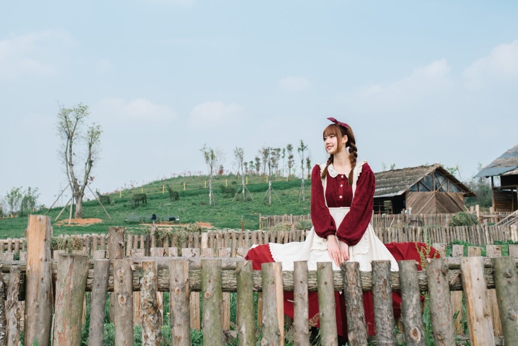 YiTuYu艺图语 Vol.1502 Yu He