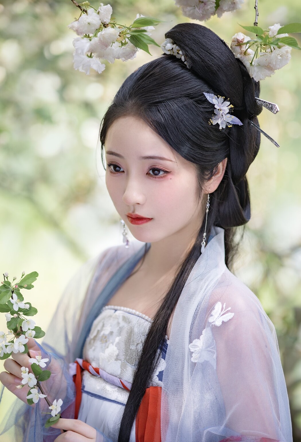 YiTuYu艺图语 Vol.1544 Xiao Wen Nuan Xiang Yao Ge Da Tai Yang