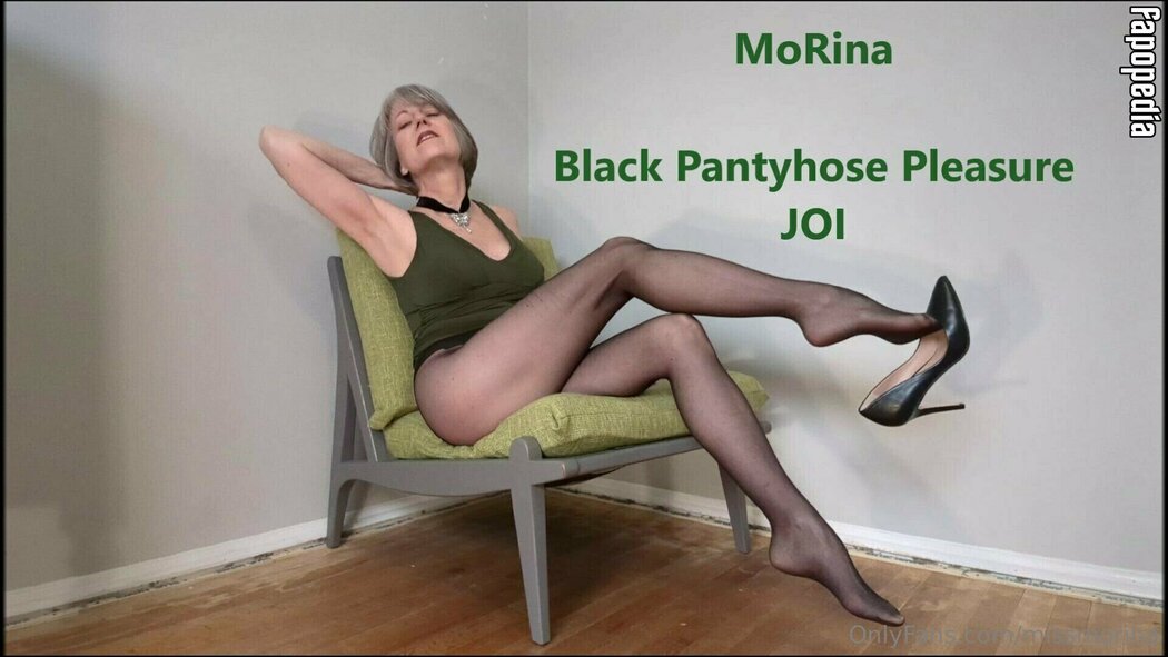 Shoeplay Dangling