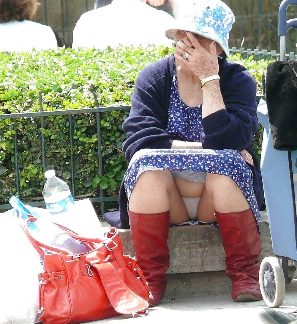 Granny Porn Upskirt
