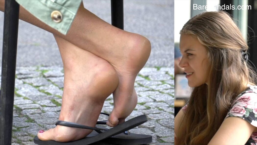 Shoeplay Dangling