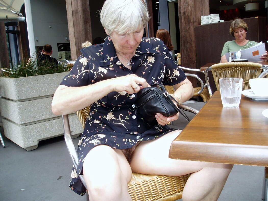 Granny Porn Upskirt