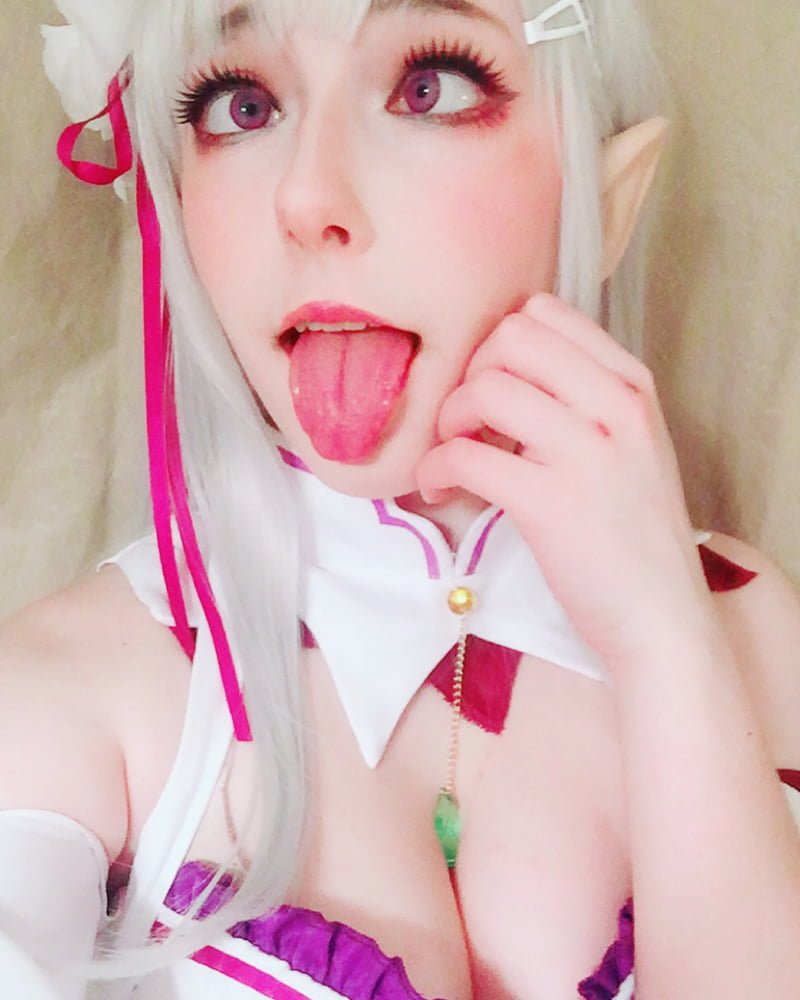 Ahegao Cosplay
