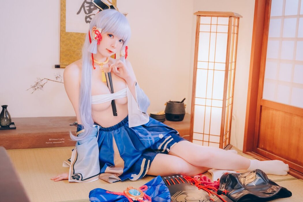 Ayaka Cosplay