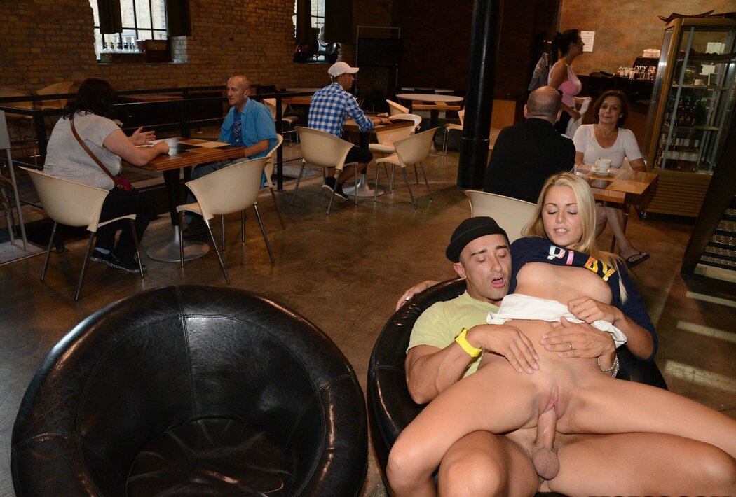 Dirty Girl Porn In A Cafe