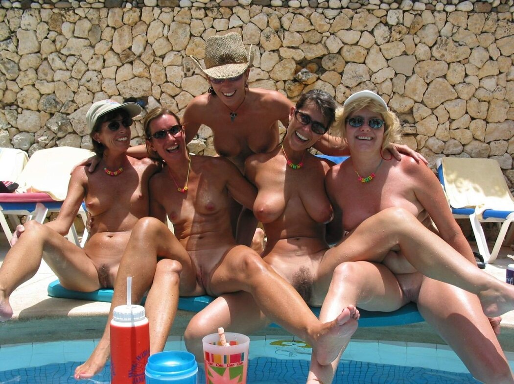 Nudist Porn At The Pool