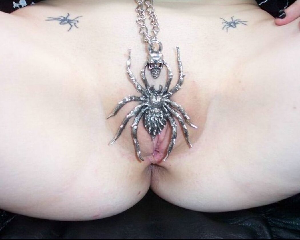 Porn Tattoos On Vagina