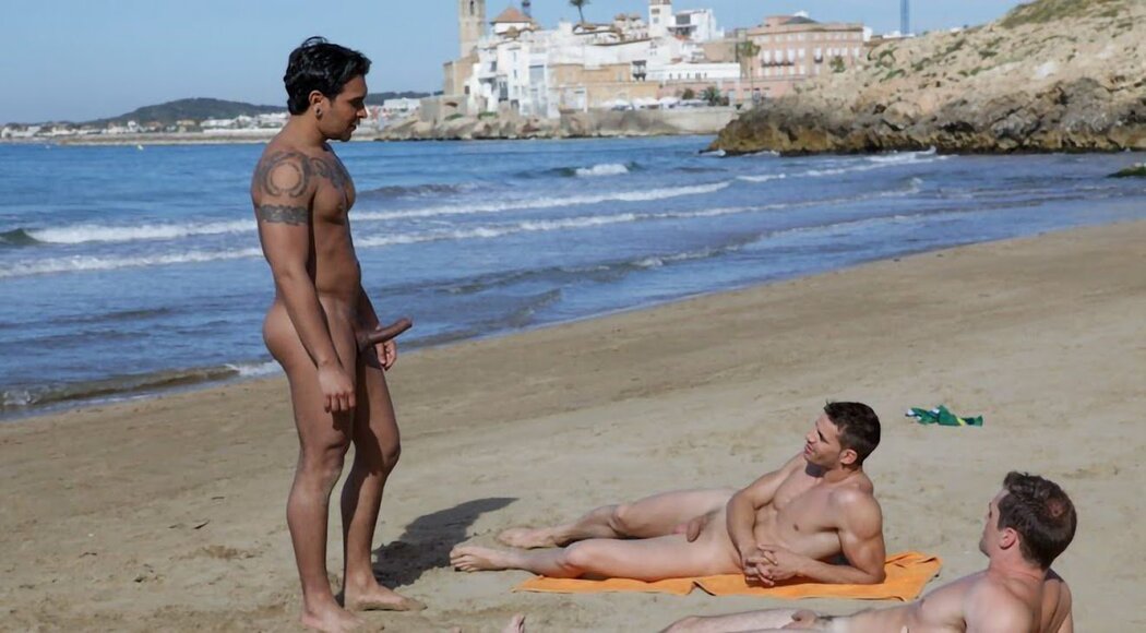 Boner Porn On The Beach
