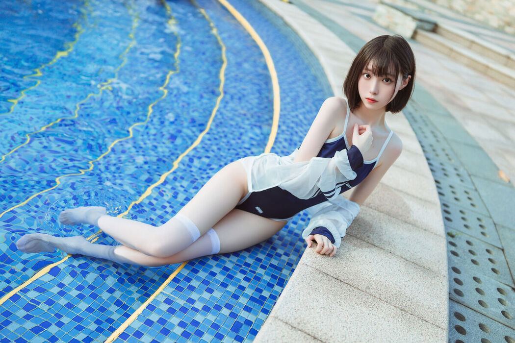 Coser@许岚LAN – 泳池竟泳