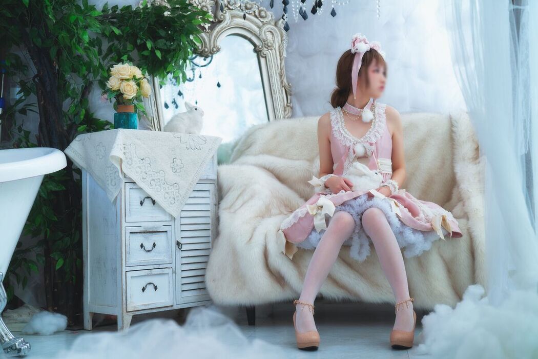 Coser@杪夏 – 花与少女