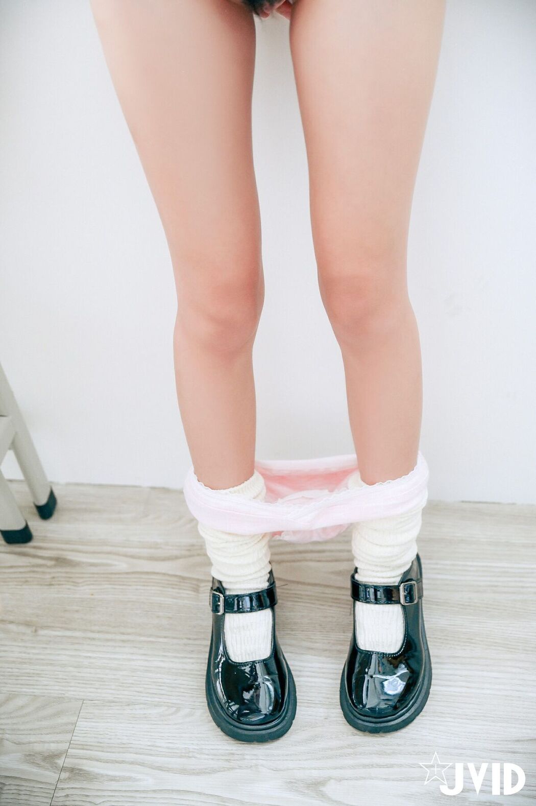 JVID Yan Yan 妍妍 Angel And 俄罗斯公主 – 精华作品 禁忌的师生恋 教师里的OL和JK肉欲百合 Part5