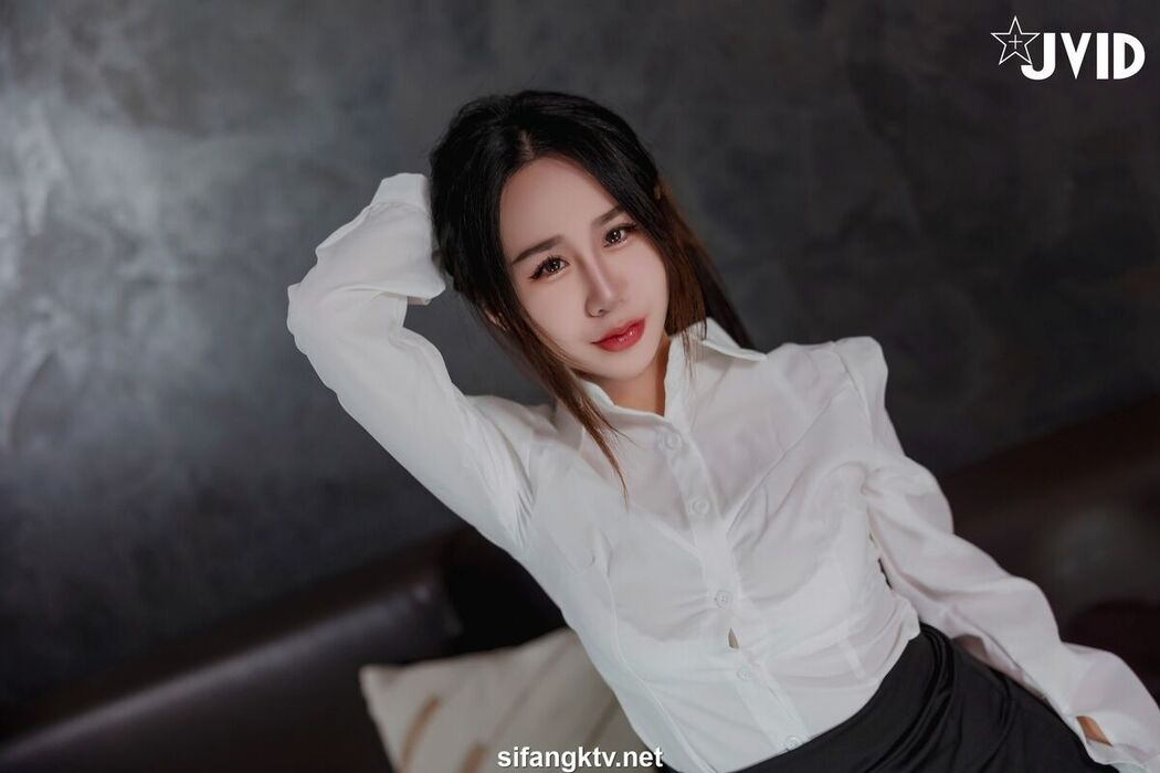 JVID Ying Mu Qing Zi 櫻木晴子 – 賣房賣到客戶的床上 Part1
