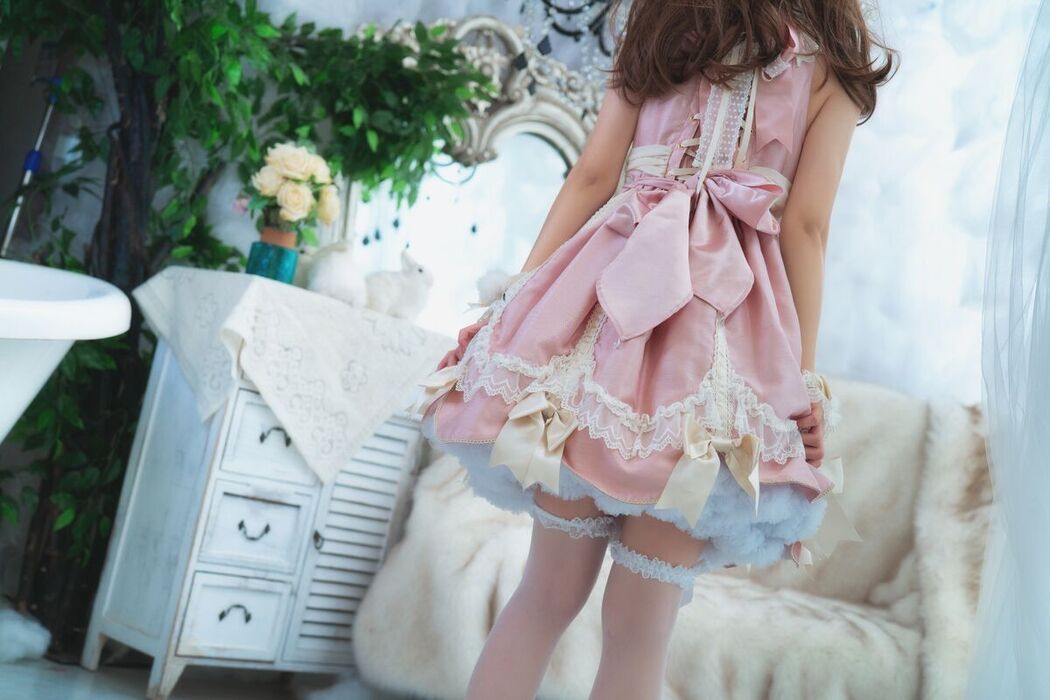 Coser@杪夏 – 花与少女