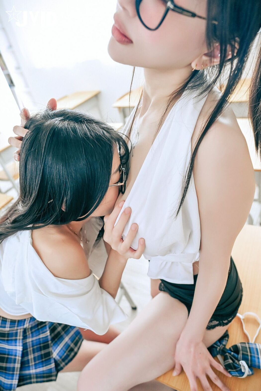 JVID Yan Yan 妍妍 Angel And 俄罗斯公主 – 精华作品 禁忌的师生恋 教师里的OL和JK肉欲百合 Part5