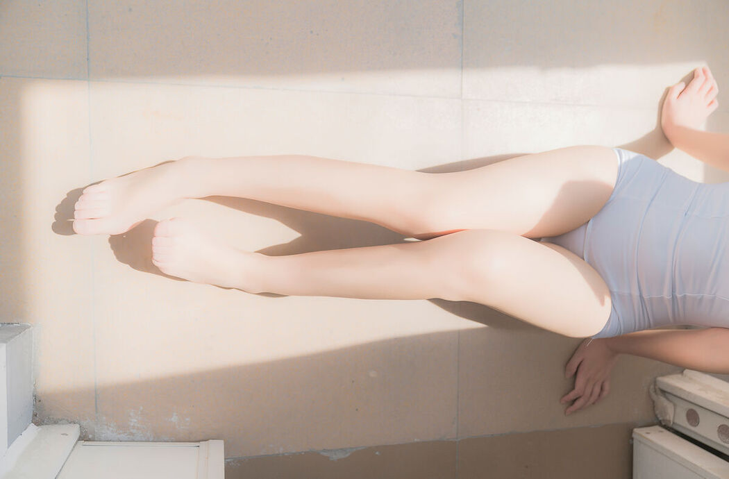 Coser@杪夏 – 白色死库水