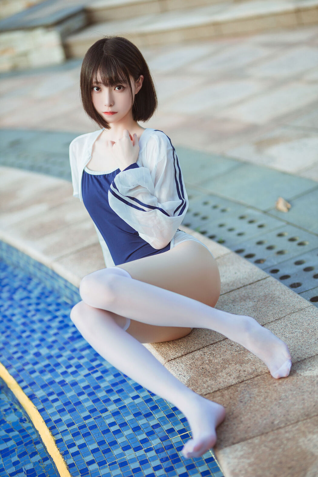 Coser@许岚LAN – 泳池竟泳