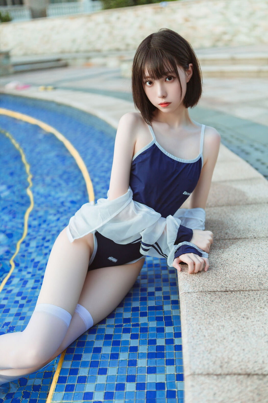 Coser@许岚LAN – 泳池竟泳