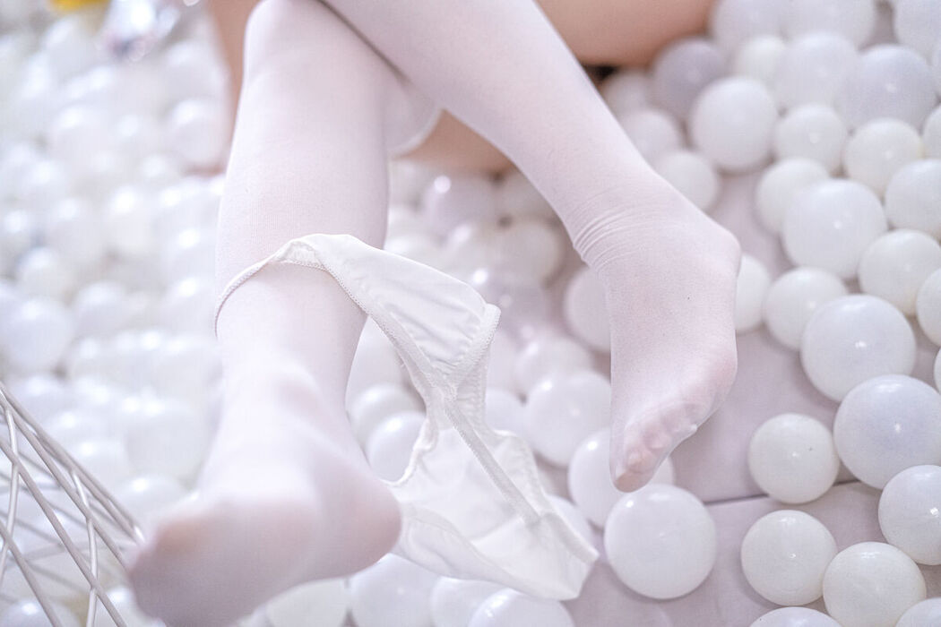 Coser@杪夏 – 爱丽丝梦游仙境套 Part1