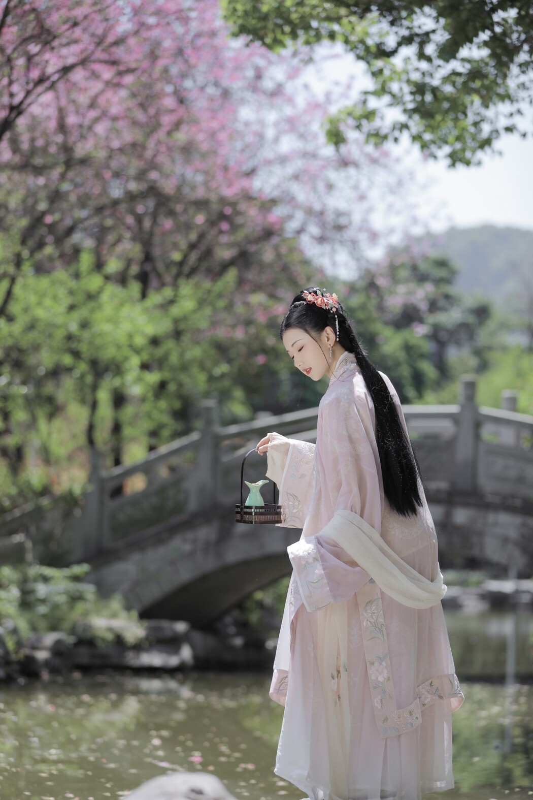 YiTuYu艺图语 Vol.1557 Suan La Tang Er