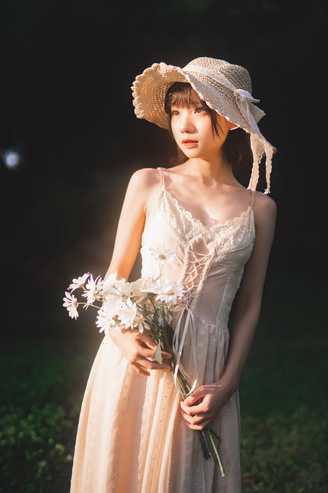 YiTuYu艺图语 Vol.1611 Hua Qi Hana