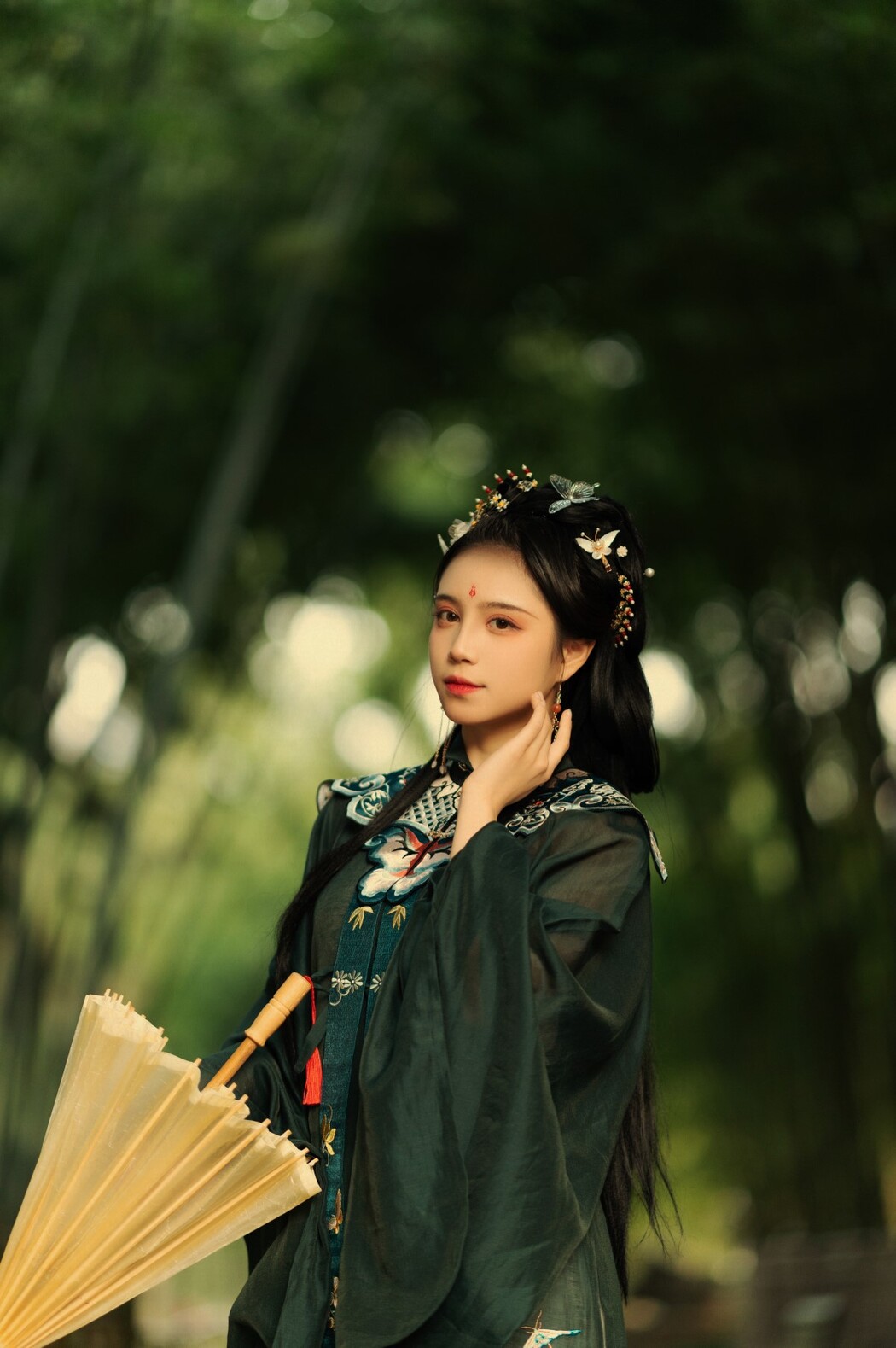 YiTuYu艺图语 Vol.1641 Er Jia Liu