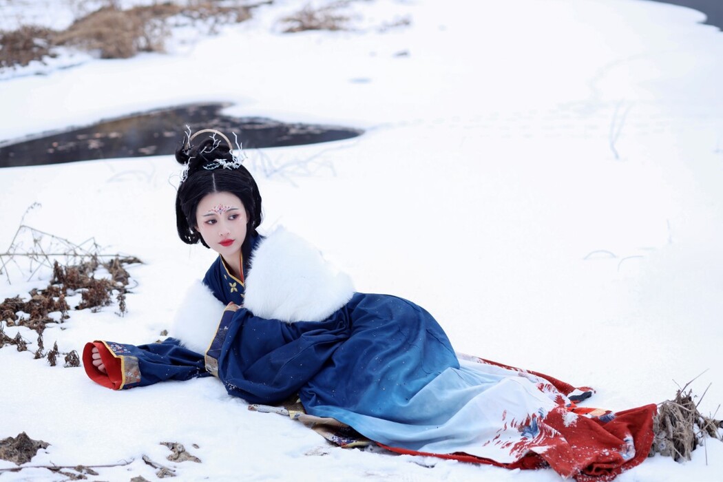 YiTuYu艺图语 Vol.1580 Qing Shuang e