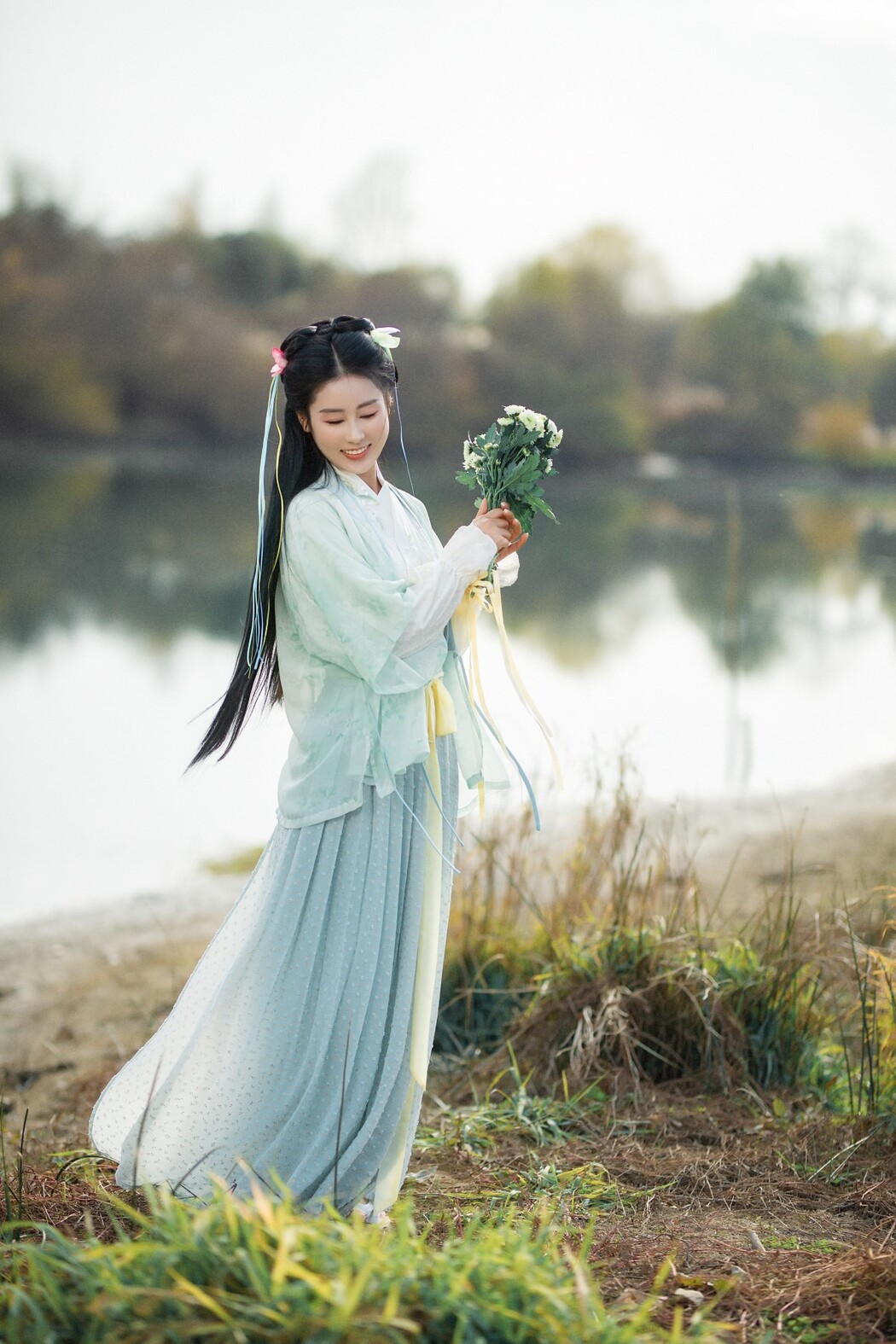 YiTuYu艺图语 Vol.1561 Ren Jian Yue-Su Chen